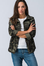 Load image into Gallery viewer, CAMO JACKET WITH POCKETS