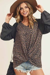 LEOPARD CONTRAST TOP WITH A V NECKLINE
