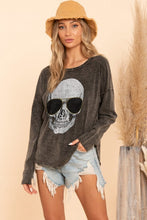 Load image into Gallery viewer, Mineral dyed top with skull print