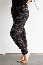 Load image into Gallery viewer, Jogger Pant in Camo Green